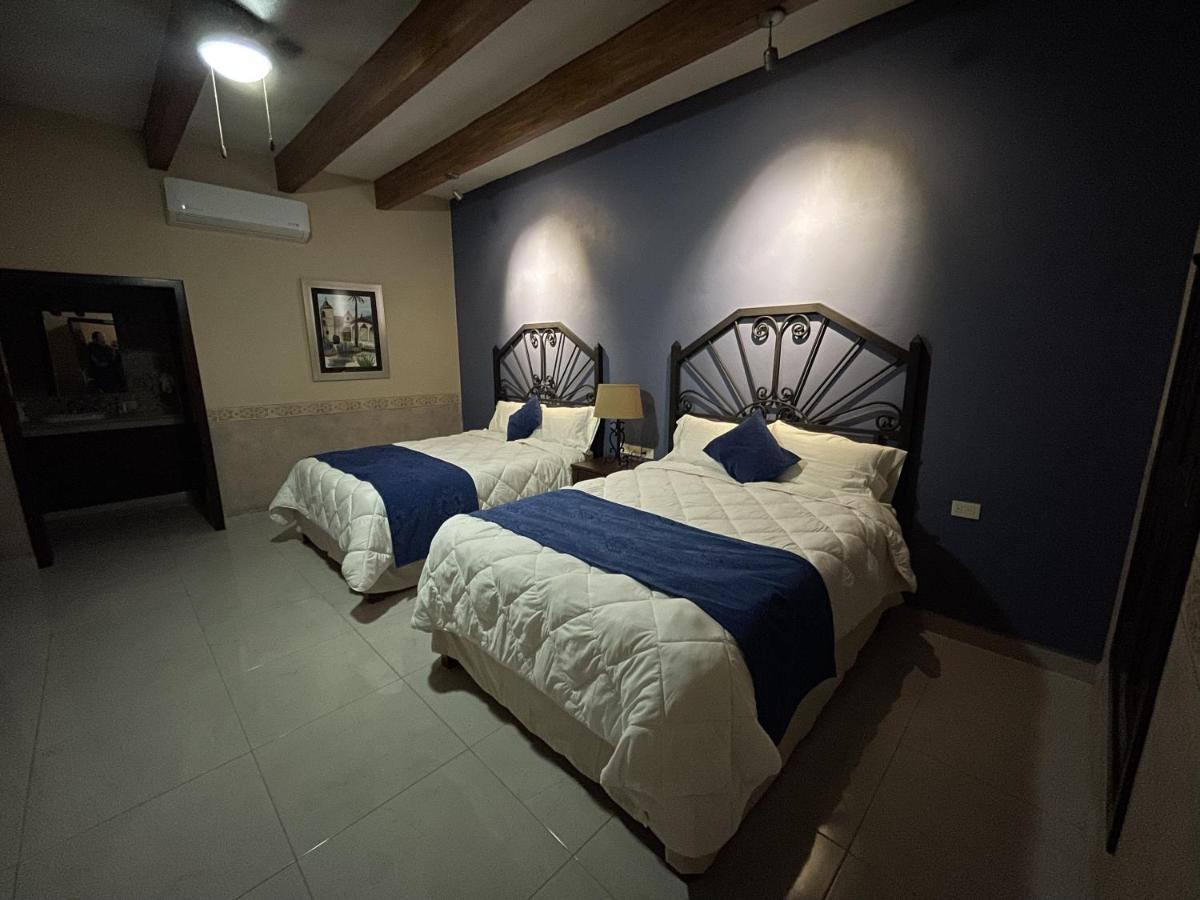 Hotel Real De Los Alamos Luaran gambar