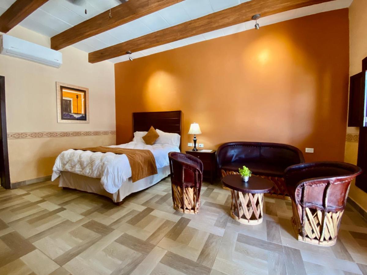 Hotel Real De Los Alamos Luaran gambar