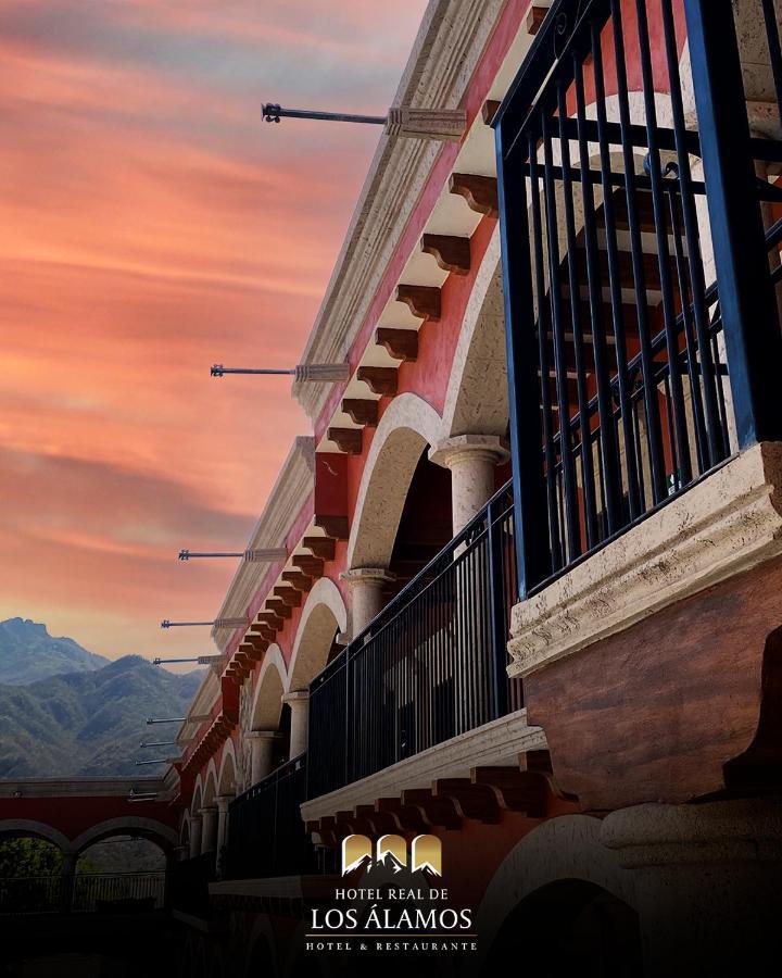 Hotel Real De Los Alamos Luaran gambar